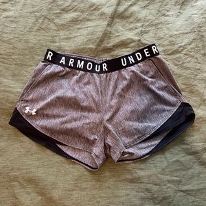 Under Armour running shorts 🏋️‍♀️